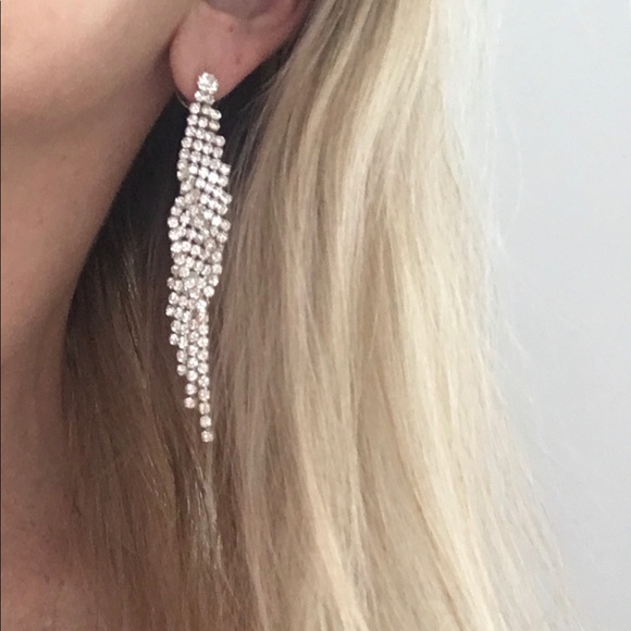 Silver glam earrings - Picture 2 of 2